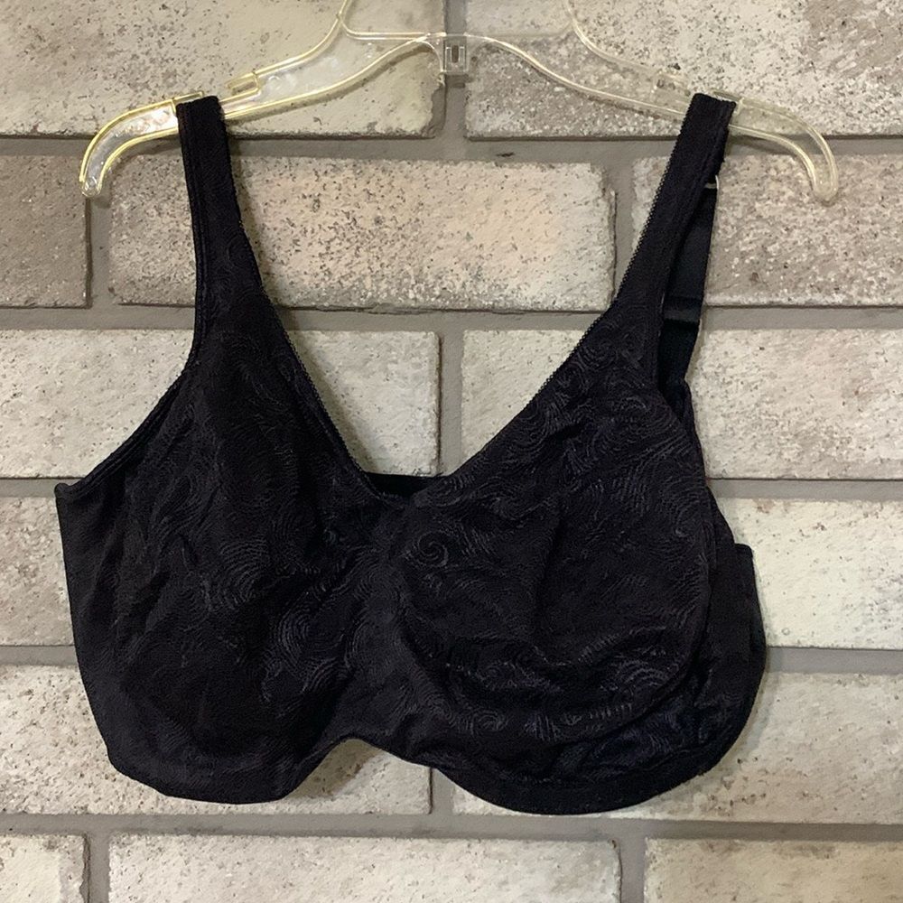 3for$20 bra has underwire 40DDD